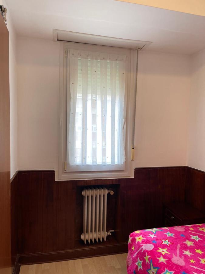 Habitacion Con Bano Privado Bilbao Ngoại thất bức ảnh